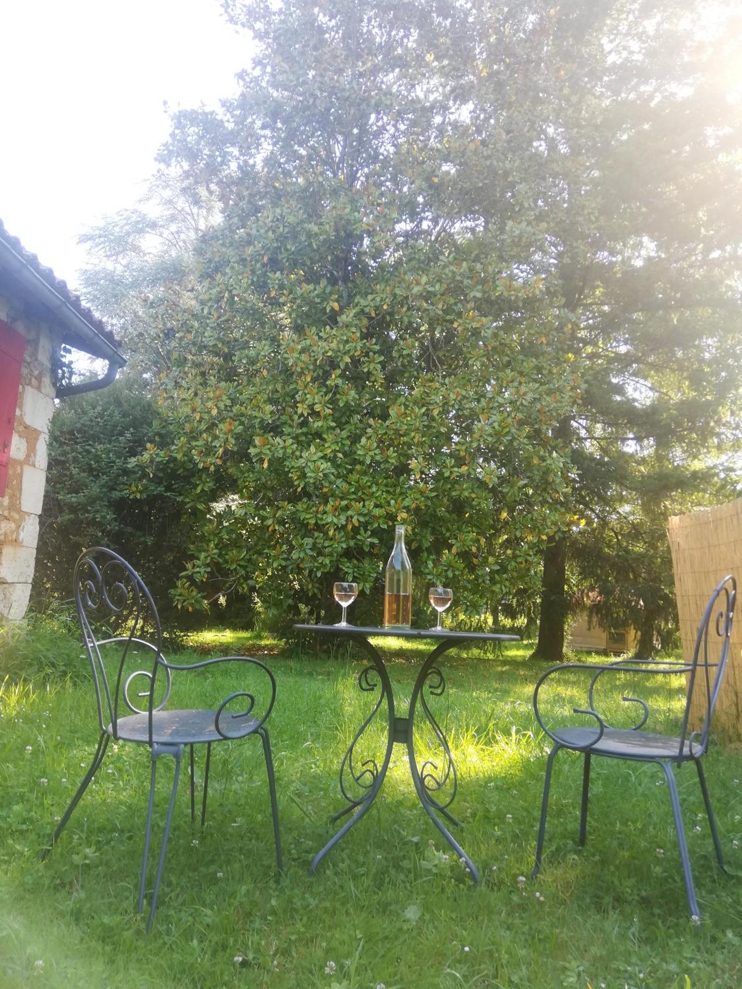 Le Rivalou Bed and Breakfast Villars  Buitenkant foto